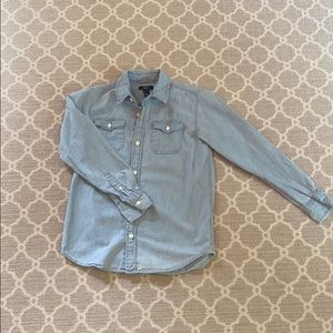 GapKids Chambray Long Sleeve Button Down Size L